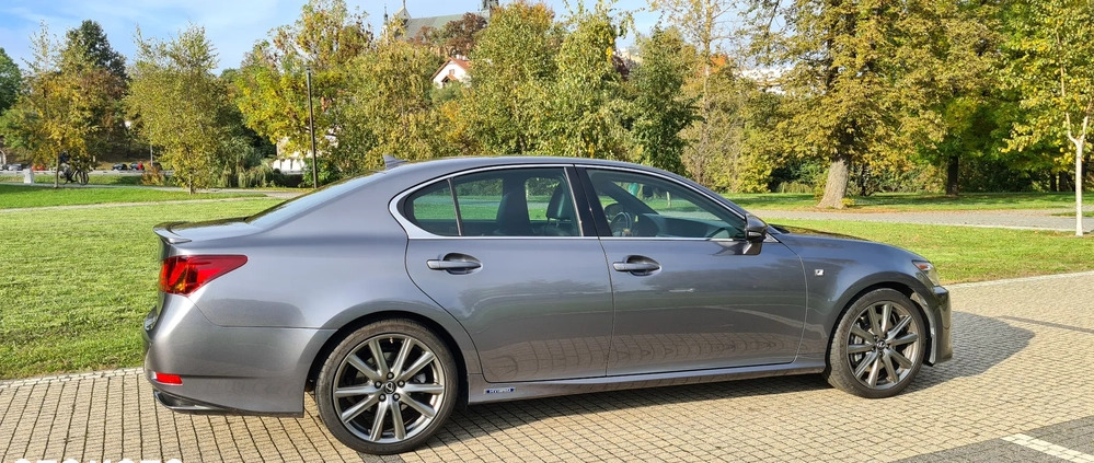 Lexus GS cena 93000 przebieg: 162000, rok produkcji 2012 z Sandomierz małe 326